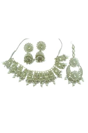 Traditional Necklace, Earrings & Maang Tikka Set
